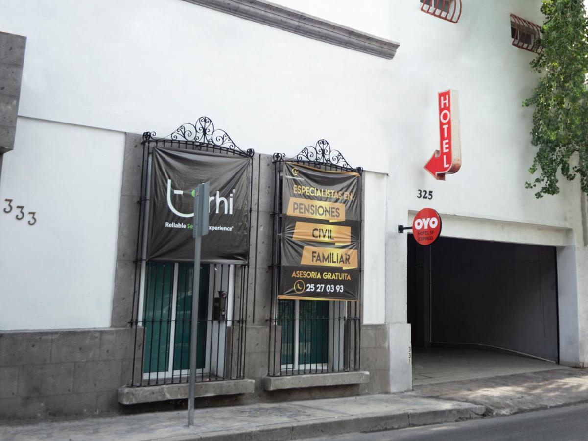 Hotel Adhoc Express Monterrey Exterior foto