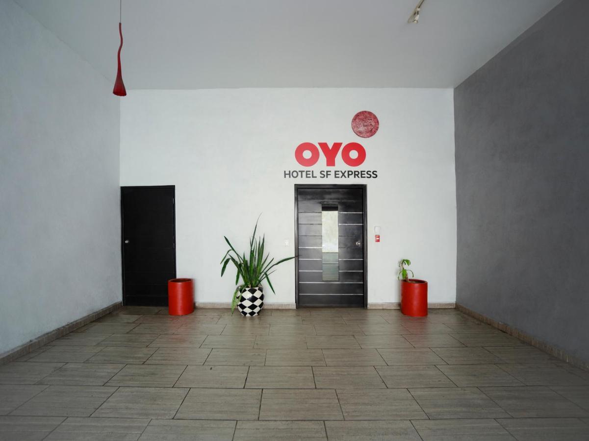 Hotel Adhoc Express Monterrey Exterior foto