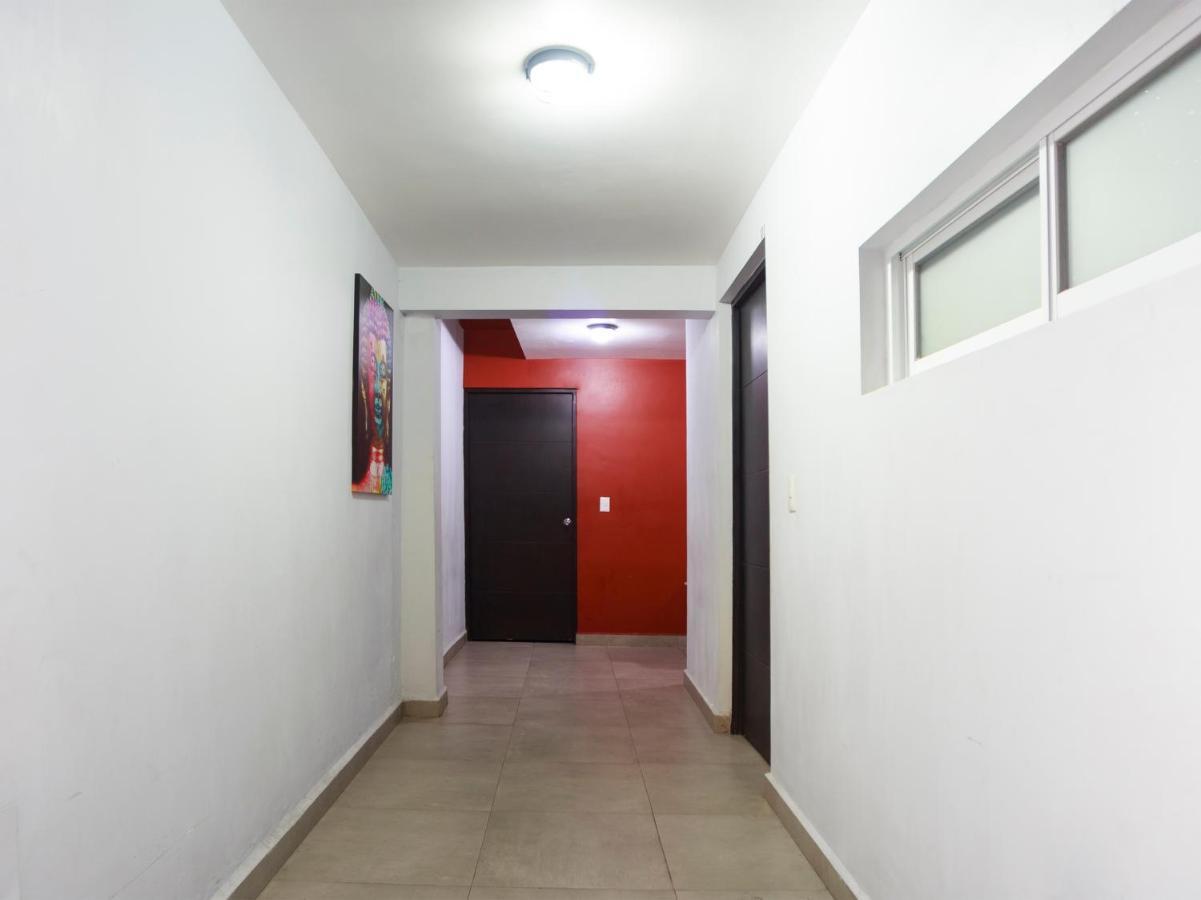 Hotel Adhoc Express Monterrey Exterior foto