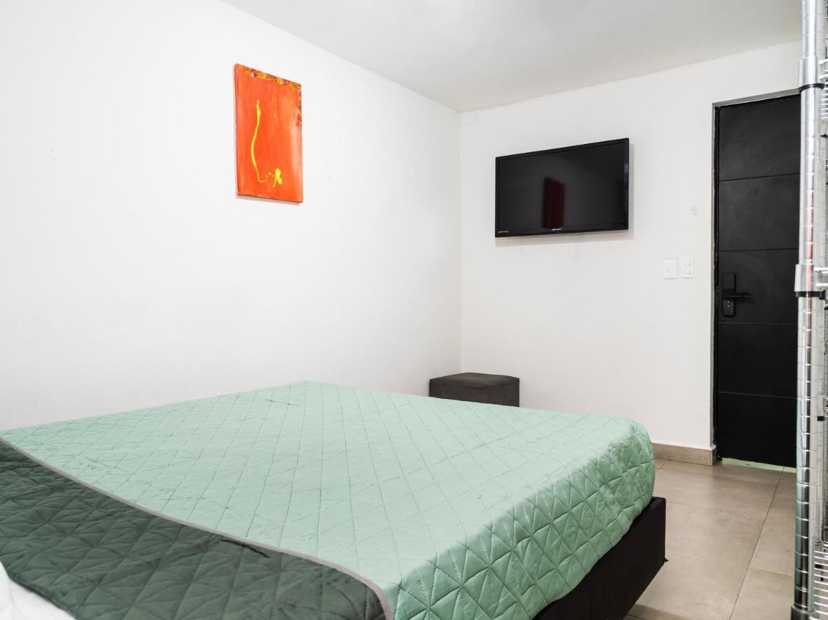 Hotel Adhoc Express Monterrey Exterior foto